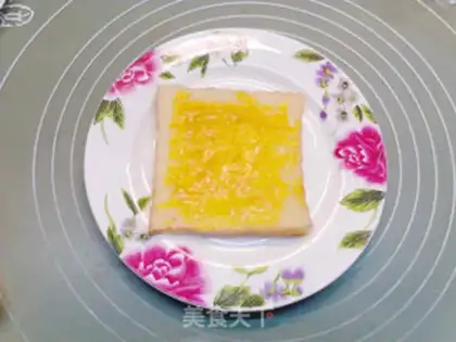 Make Weenie cheese sandwich step 2