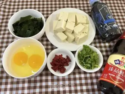 Make Clothes and tofu soup step 1