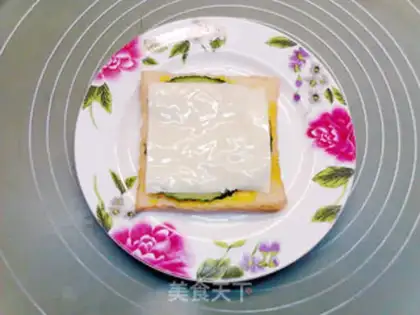 Make Weenie cheese sandwich step 4