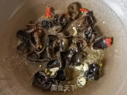 Make Steamed noodles and wooden eggs step 6