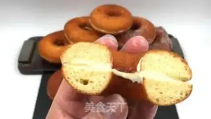 Make Cream doughnuts step 20