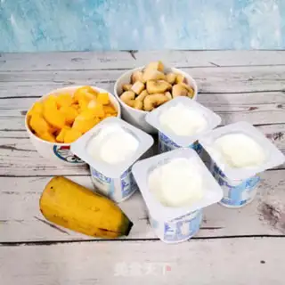 Make Mango banana shake step 0