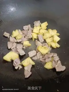 Make Pineapple step 1