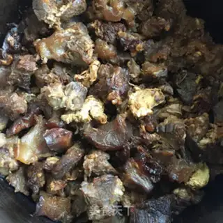 Make Cow bands burning moose mushrooms step 0