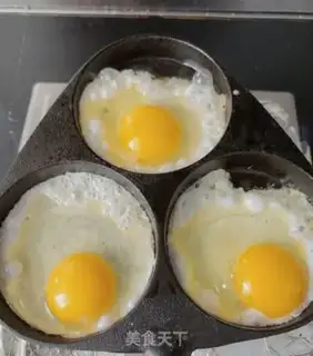 Make Eggburger step 4