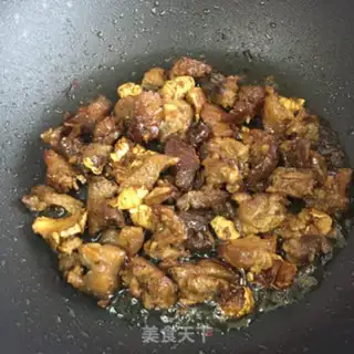 Make Cow bands burning moose mushrooms step 3