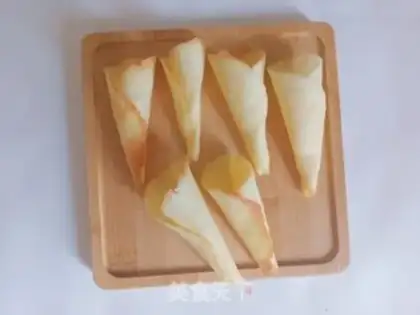 Make Strawberry bouquet cookies step 13