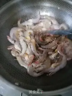 Make Spicy shrimp step 1