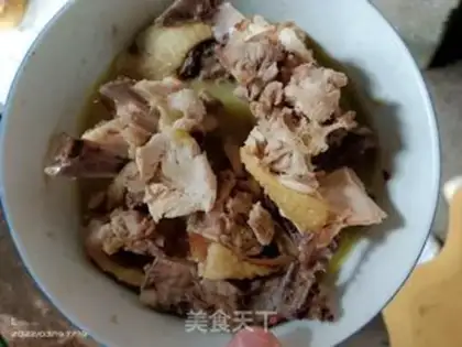 Make Garlic celery fried chicken step 1