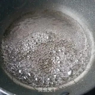 Make Eggs and noodles step 4