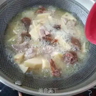 Make Pork noodle step 0
