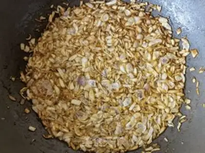 Make Onion oil step 7