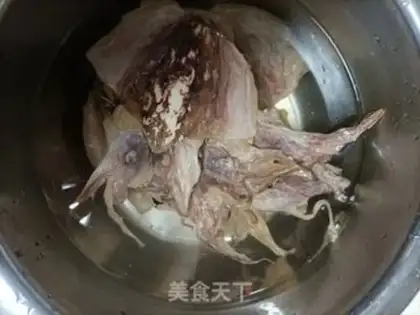 Make Ink-fish peanut porridge step 0