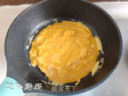 Make Soy fried eggs step 4