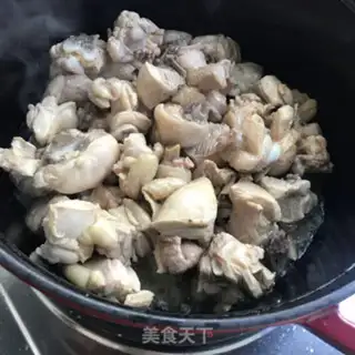 Make Spicy chicken and potatoes step 4