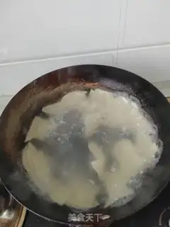 Make Meatball noodle soup step 2