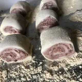 Make Donkey rolls step 13