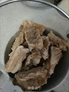 Make Twin pepper fried ribs step 4