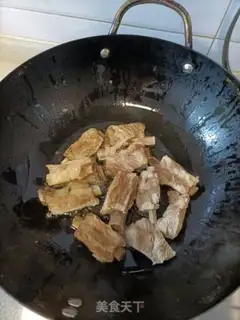 Make Twin pepper fried ribs step 7
