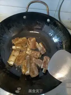 Make Twin pepper fried ribs step 8