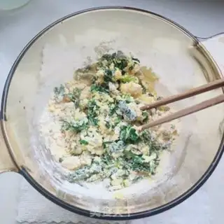 Make Celery leaf corn noodles step 5