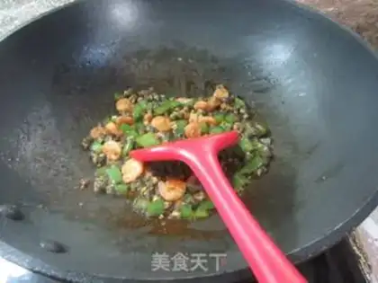 Make Cream shrimp snails step 10