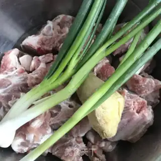 Make Corn steak soup step 0