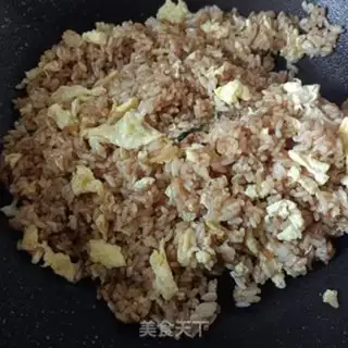 Make Lettuce curry fried rice step 6