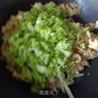 Make Lettuce curry fried rice step 7