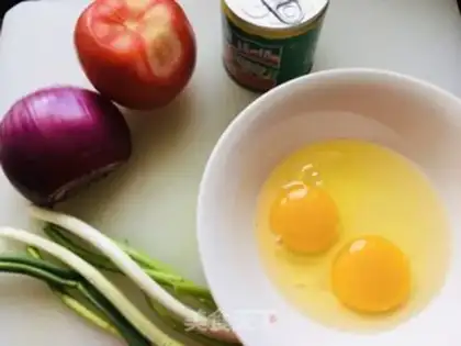 Make Tomato egg paste step 0