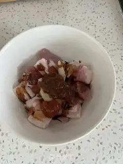 Make Garlic roasted five flowers step 1