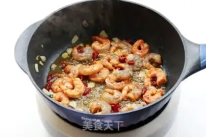 Make Tapas Spanish garlic shrimp step 8