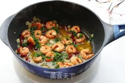 Make Tapas Spanish garlic shrimp step 10