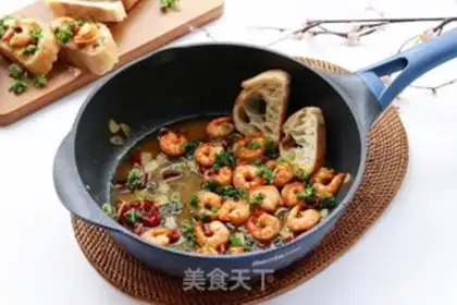 Make Tapas Spanish garlic shrimp step 12