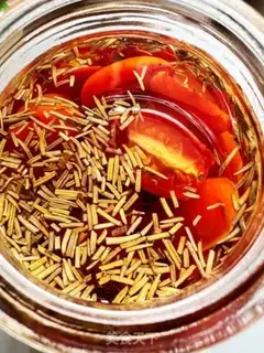 Make Rosemary tomato oil step 5