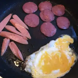 Make Beef ham sandwich step 2