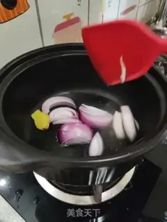 Make Tomato chop soup step 2