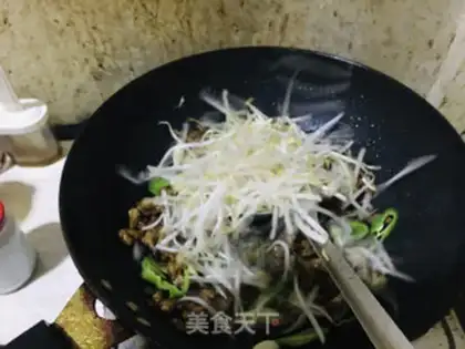 Make Green bean sprouts of veal step 6