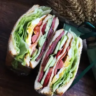 Make Beef ham sandwich step 9