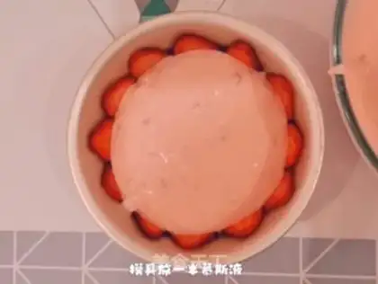 Make Strawberry Moose step 14