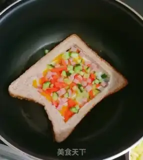Make Egg cheese sandwich step 4