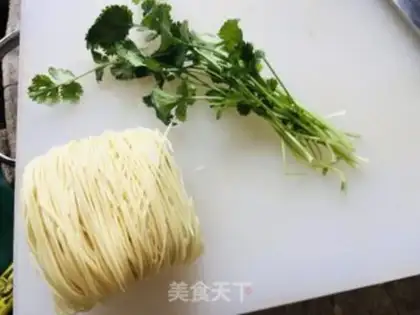 Make Chicken soup and bamboo step 0