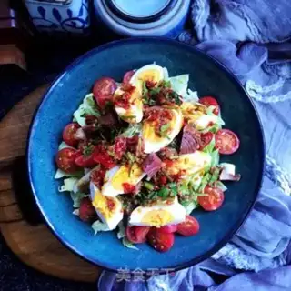 Make Garlic beef egg salad step 10