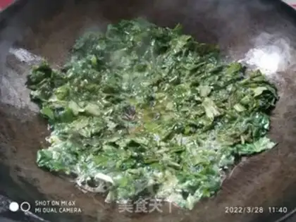 Make Huo-heung fried eggs step 8