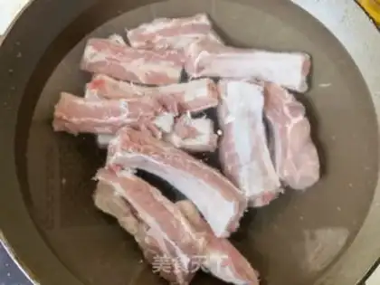 Make Fried goose eggs step 1
