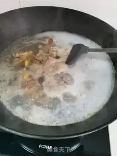 Make Carrot cornbone soup step 1