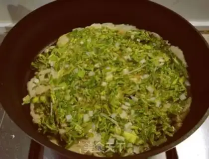 Make Fried goose eggs step 8