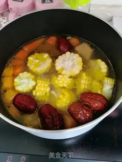 Make Carrot cornbone soup step 4