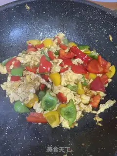 Make Pepper fried eggs step 5