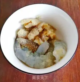 Make Bones soup, seafood step 2
